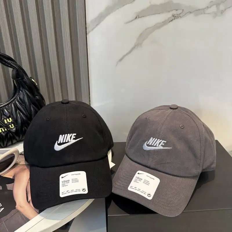 Nike cap dx17